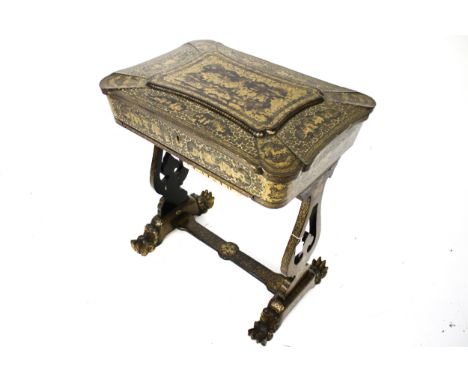 International Historical Interest : An early-mid 19th century Chinese sewing table/work box with gilded lacquer decoration. T