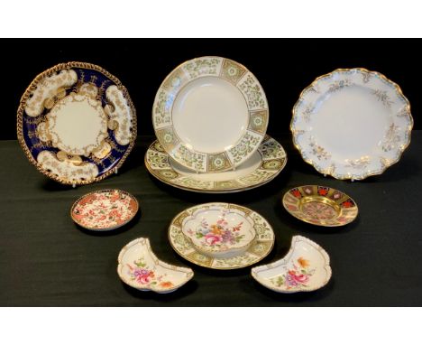 Royal Crown Derby including a pair of ‘Green Derby Panel’ dinner plates, 27cm dia, others, ‘Normandie’ frilled edged plates, 
