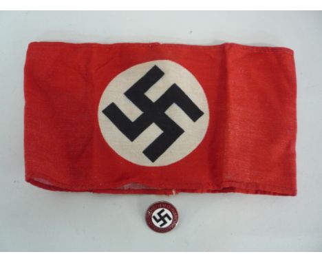NAZI 3RD REICH D-A-P NATIONAL SOZIALISTISCHE SWASTIKA ENAMEL PIN BADGE, maker M1/102 RZM (circle at top) enamel all complete,