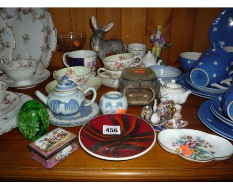 VARIOUS GLASS AND CERAMICS, to include  Poole, Coalport, enamel snuff box (a/f), Worcester teawares etc