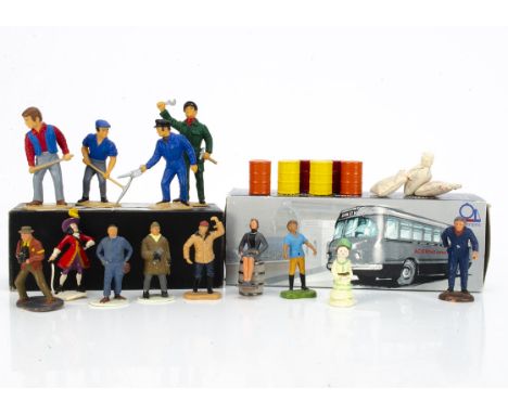 0 Gauge G Gauge plastic and metal Figures and Accessories by various makers and ACE Trains Bus, 0 Gauge including Scalextric 