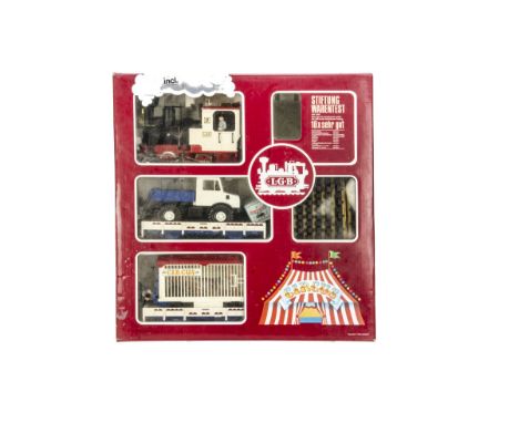 LGB G Scale 70988 Circus Train Set, comprising black/white/red No 2 0-4-0 Tank Locomotive, Flat Truck with Lorry, Flat Truck 