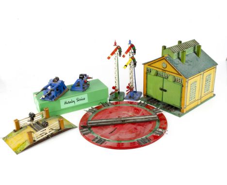 Hornby 0 Gauge 3-rail No E1E Engine Shed Signals and other electrical accessories, the engine shed with original interior lig