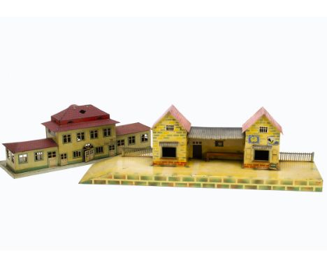 Two 0 Gauge/ 1 Gauge Continental Stations by Bub and Kibri, the Bub example in lithographed cream with green trim and red roo