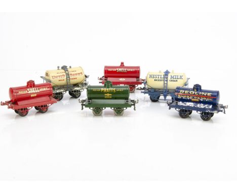 Hornby 0 Gauge 'OAG-base' Tank Wagons and later Nestlés Tanker, OAG - based tankers including United Dairies super tanker, Re