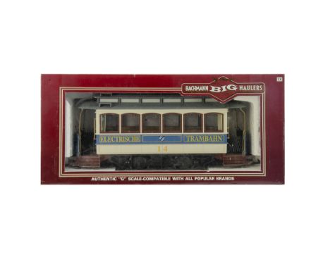 Bachmann Big Hauliers G Gauge Tram, 39-100 München Tram No 14 in cream and blue, in original box, VG, box G
