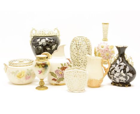 Grainger & Co, and Royal Worcester pierced vases, ewers, vases, etc