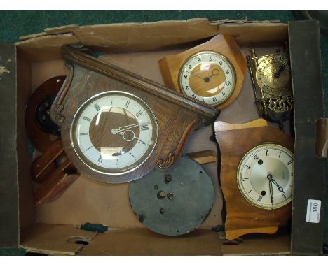 Small selection of mantel clocks and a small brass lantern type clock 