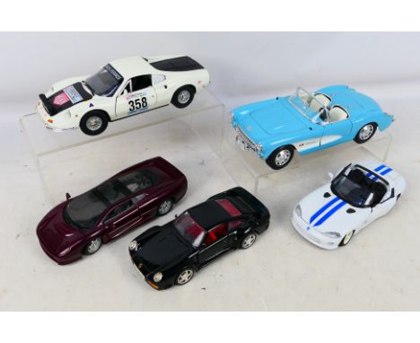 Anson Maisto Road Legends - A collection of five diecast 1/18 and 1/24 scale models to include an Anson Ferrari Dino, a Road 