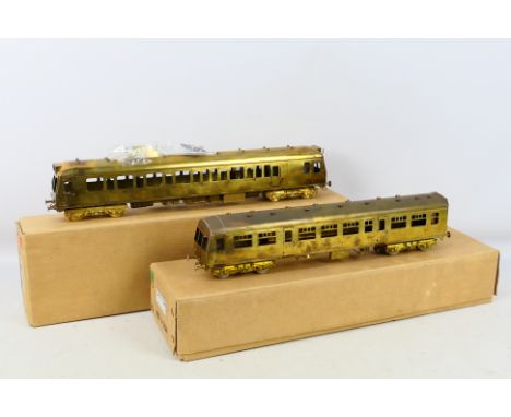 Bachmann Brassworks - A pair of  boxed brass O gauge model railway items to include Class 101 DMU Power Car and Trailer Car, 