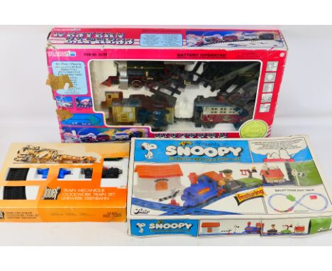 Jouef - Playgo - Flair - Three boxed railway themed toys, including a Jouef OO Gauge Junior 7201 train set; a Flair Toys batt