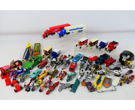 Hot Wheels - Matchbox - Lledo - others - An assortment of unboxed items to include 8 Hot Wheels bikes, 4 matchbox bikes, 7 da