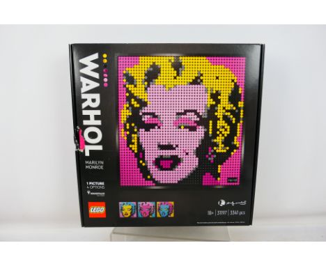 Lego - Lego Art Any Warhol's Marilyn Monroe 31197. Item appears to be in sealed box. Box has a hole on the left side of the f