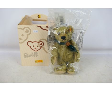 Steiff - Steiff modern Scout Centenary 2007 Classic 1920 Teddy. Appears to be in factory sealed bag, with tags, inside Steiff