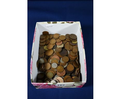 A collection of antique/vintage coinage comprising of Great Britain token, Norwich two penny pieces, 1811-1815; cartwheel pen