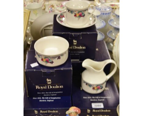A Royal Doulton Autumn Glory pattern tea service for six, inc cups, saucers, side plates, jug etc, two spare side plates, all