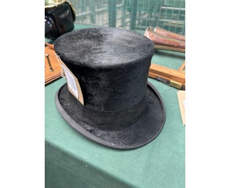 Black silk top hat by Sunfield of London