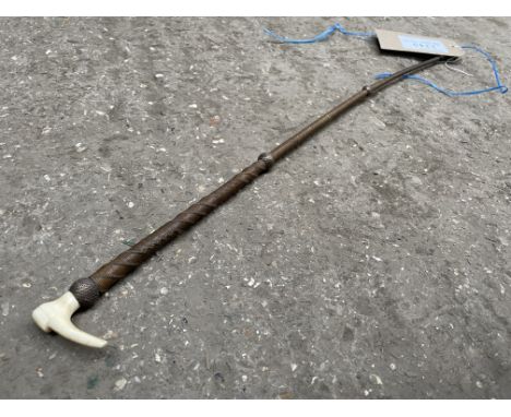 Small child's crop with bone handle