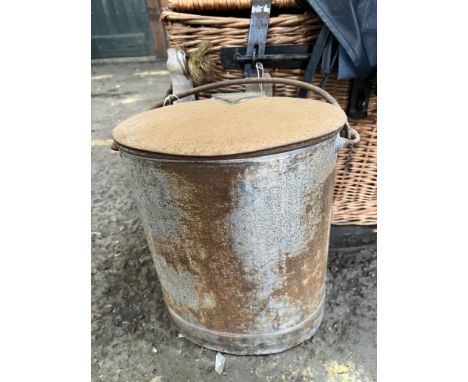Milk churn