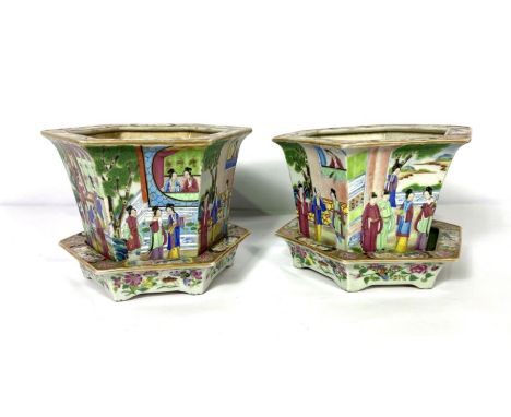 A pair of Chinese Canton Cache Pots or Planters with stands, late Qing dynasty, probably mid to late 19th century, each decor