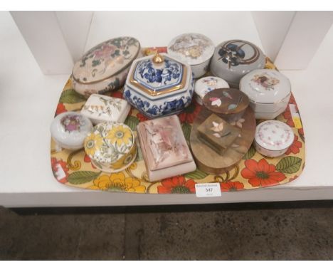 tray of trinket pots
