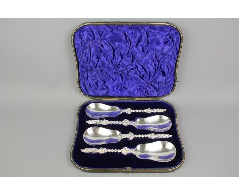 Stunning set of four silver Apostle serving spoons, mm W. Hutton &amp; Sons, London hallmark dated 1898, approx 208 gms, in t