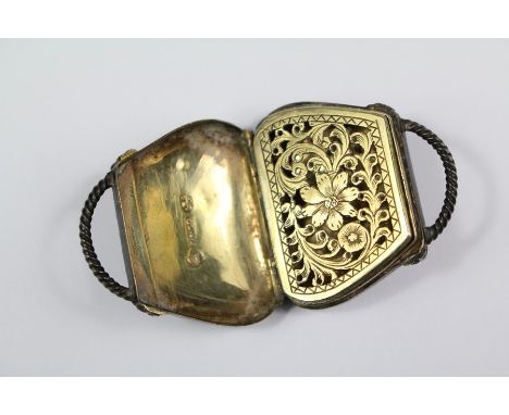 Silver vinaigrette, modelled as a handbag, approx 3 x 3 cms, engine turned exterior, monogram AA, Birmingham hallmark, dated 