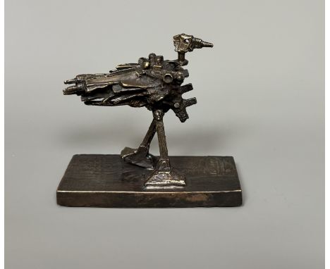 CÉSAR BALDACCINI (1921-1998) « Poule Cartier » .1986. Bronze à patine doré. Editée par la Fondation Cartier pour l’évènement 
