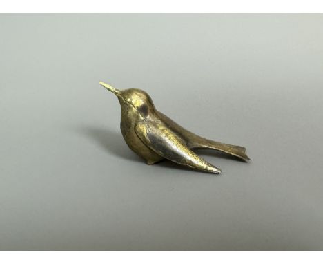 CLAUDE LALANNE (1924-2019) Petit oiseau. Circa 1980. Sculpture en bronze. Signé CL au bout d’une des ailes. Élément de sculpt