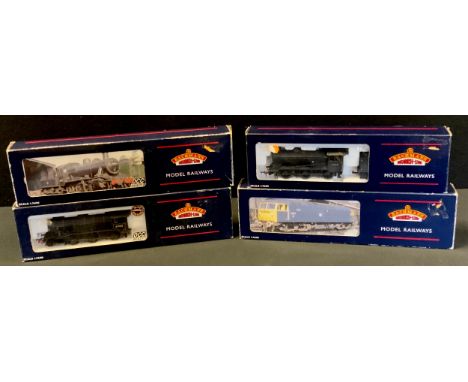 Bachmann Branch-line,  OO gauge locomotives, Class 47 Locomotive D1746, green;  Ivatt class 2 -2-6-0 LMS locomotive and tende