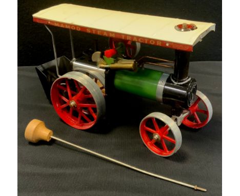 A Mamod TE1A Traction Engine, original box 