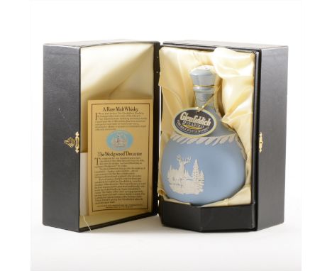 GLENFIDDICH - 21 year old, pure malt Scotch whisky, in Wedgwood Jasperware decanter presentation, 750ml, 43% vol.