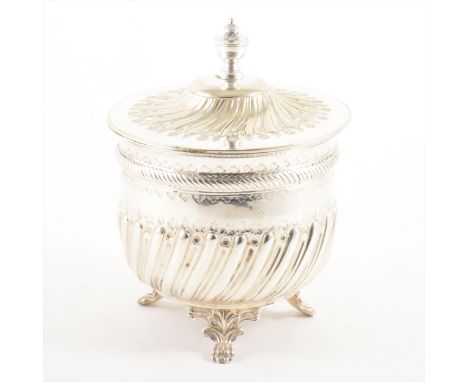 Victorian silver sugar basin, Charles Stuart Harris, London 1886, rounded form, moulded rope-twist girdle, gadrooned lower se