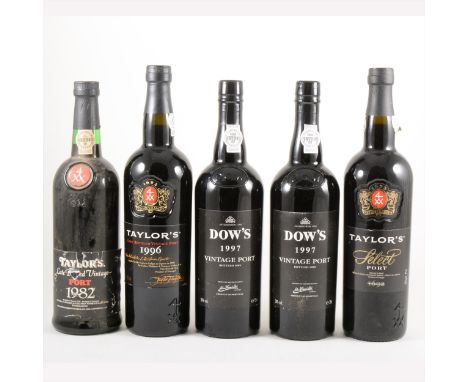 Taylors late bottle Vintage Port 1982, and two others; two bottles of Dows 1997 Vintage Port, (5).
