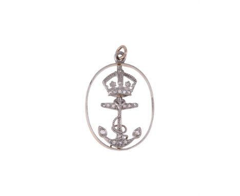 ROYAL NAVY INTEREST: A FIRST HALF OF THE 20TH CENTURY ROYAL NAVY INSIGNIA PENDANTThe two colour oval shaped panel centred wit