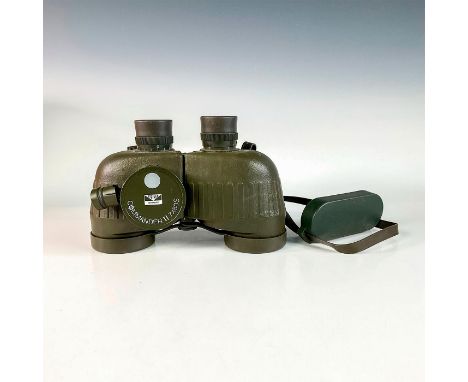 Olive green housing. Range finding reticle on right side. Rubber eye cups.Compass light is untested. Issued: 20th c.Dimension