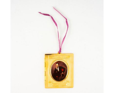 24k gold finish hinged frame portrait of President Lincoln.â€˜The White House Christmas 1999' impressed stamp on the front. W