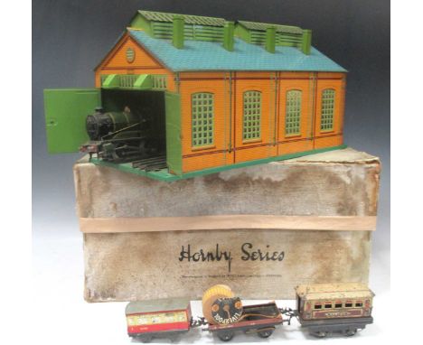Hornby No E2E Engine Shed for O Gauge, boxed; Meccano tunnel; The Frog Vickers Supermarine Spitfire by International Model Ai