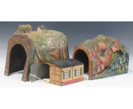 Marklin - Early 20th century German tinplate train tunnel for 0 gauge with painted hillside landscape of waterfalls and alpin
