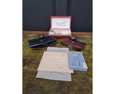 A mixed lot, to include:&nbsp;a boxed ceiling wax set; two blotters; and a small collection of engraved copper calling card p