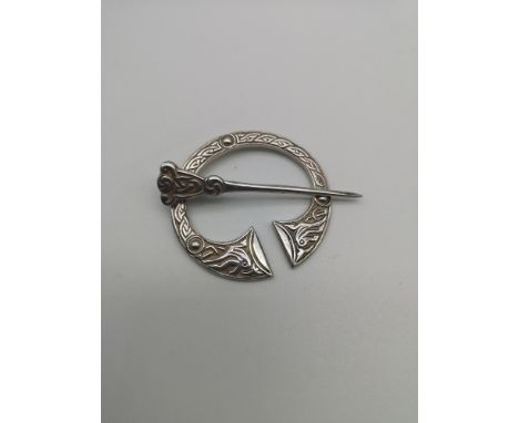 A Birmingham silver pennanular cloak pin (P.N, 1966) 