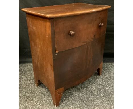 A George III style mahogany bow front commode chest, 67cm high x 60cm wide. 