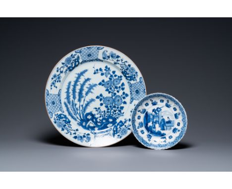 Full title: A Chinese blue and white dish and a plate, KangxiDescription:Dia.: 37,5 cm - Dia.: 20,5 cmThe absence of a condit