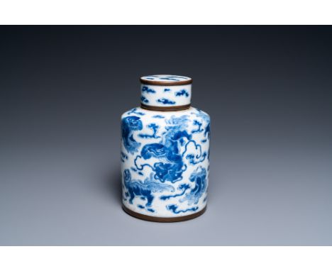 Full title: A Chinese blue and white 'Buddhist lions' tea caddy and cover, Jin Tang Fu Ji mark, GuangxuDescription:H.: 15,5 c