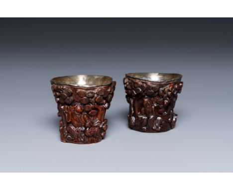 Full title: A pair of Chinese silver-lined coconut wine cups, MingDescription:Dia.: 5 cm - H.: 4,5 cmThe absence of a conditi