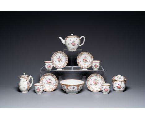 Full title: A Chinese famille rose 12-piece tea service for the European market, QianlongDescription:L.: 22 cm - H.: 13 cm (t