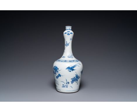 Full title: A Chinese blue and white 'Hatcher cargo' bottle vase, Transitional periodDescription:H.: 37,5 cmÊ The Hatcher Car