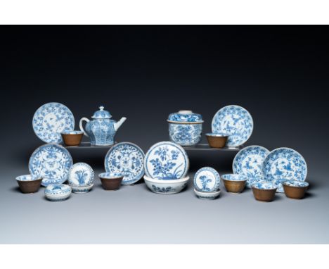 Full title: A collection of Chinese blue and white Ca Mau shipwreck porcelain, Kangxi/YongzhengDescription:L.: 15 cm - H.: 10