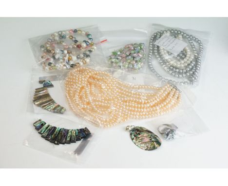 A small collection of mixed contemporary costume jewellery to include silver and pearl examples. 