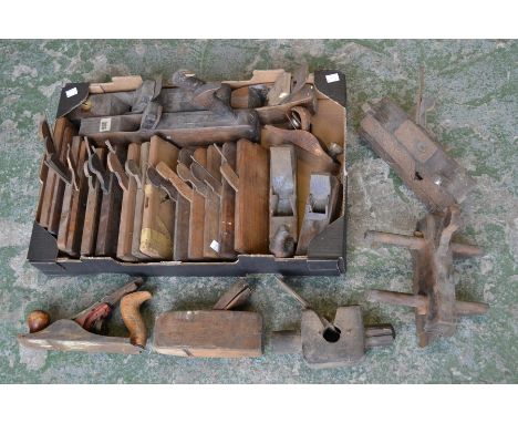 Carpenters tools -  wooden rebate planes, Geo Rusby Kaye; Griffiths, Norwich; Varville; E.Preston; John Baldwin, Derby; John 